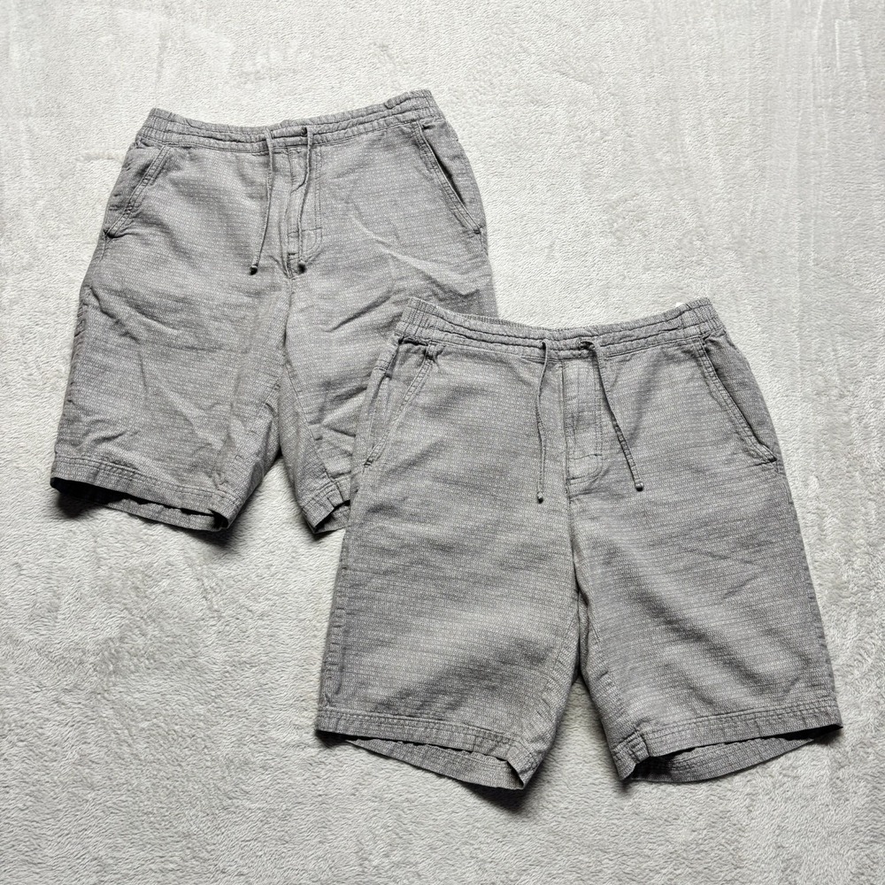 (2) Columbia Shorts Mens S Organic Cotton Textured 9" Inseam Stretch Beach Gray - Picture 1 of 8